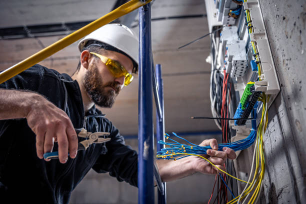 Best Electrical Outlet Repair  in Cuyahoga Falls, OH